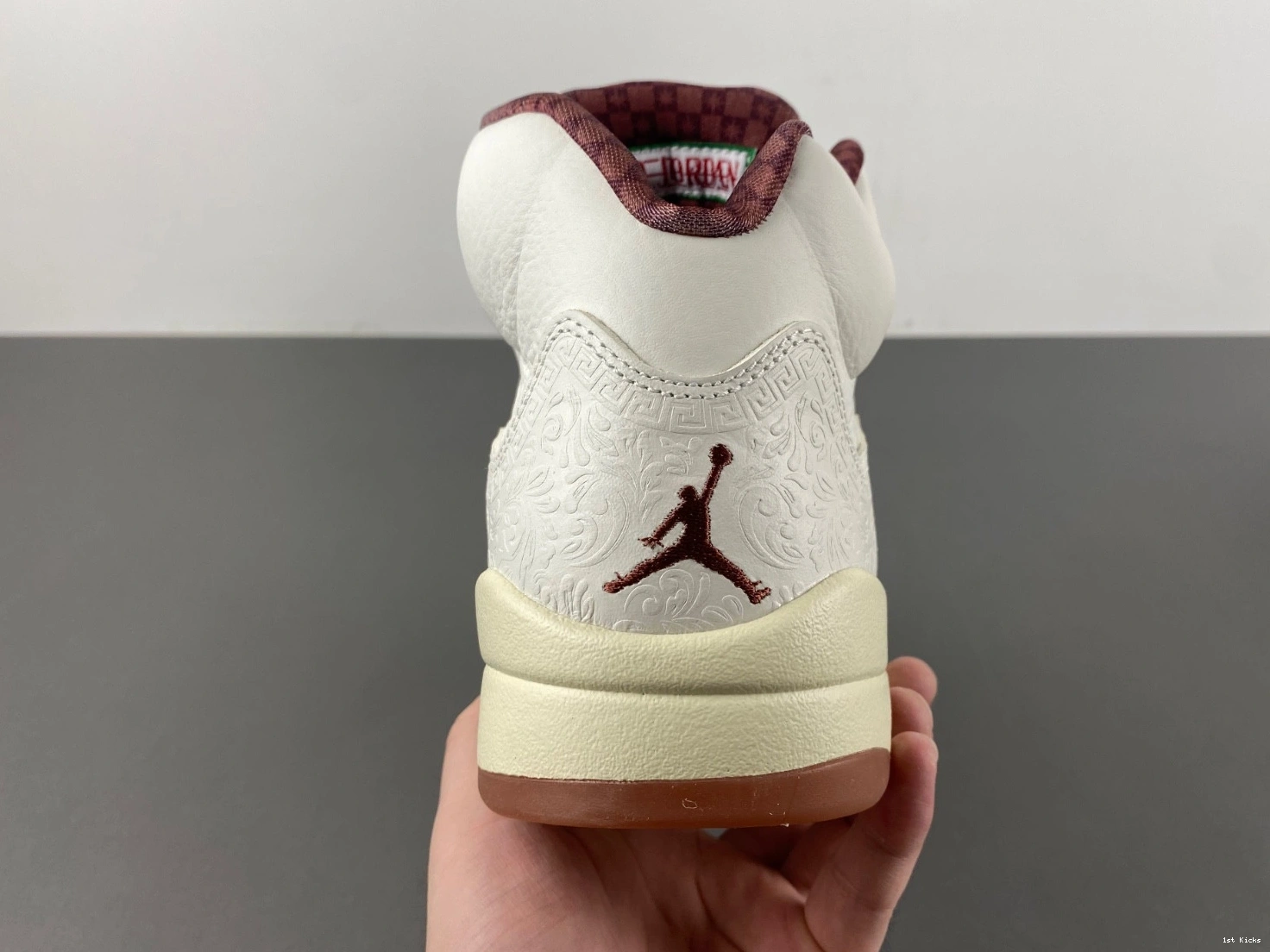 Jordan HF8833-100 Sail El 5 Retro - Grito Men's 0209